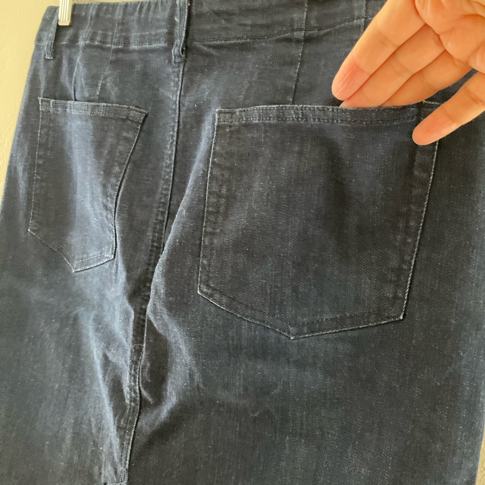 J.Jill Denim Smooth Fit Dark Blue Pencil Skirt - Classic Women's Skirt - Picture 11 of 11